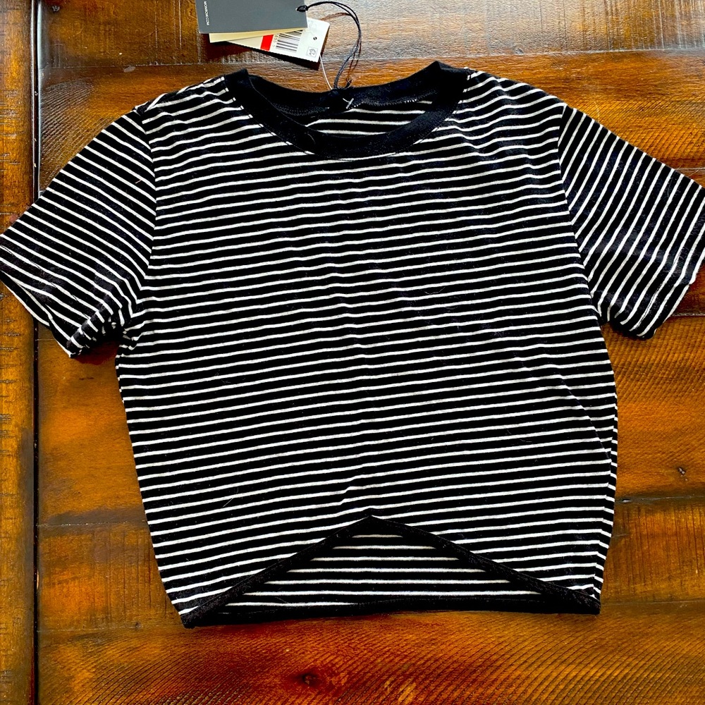 NWT black and white cropped top